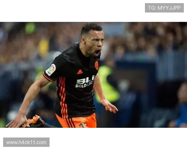 瓦伦西亚俱乐部运营危机逐步反映,对赛季走势形成制约 瓦伦西亚俱乐部运营危机逐步反映,对赛季走势形成制约